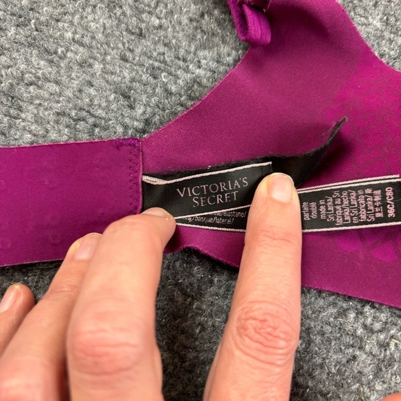 VICTORIA’S SECRET Women’s Purple/pink Lined Perfect Coverage size: 36C - Picture 5 of 7
